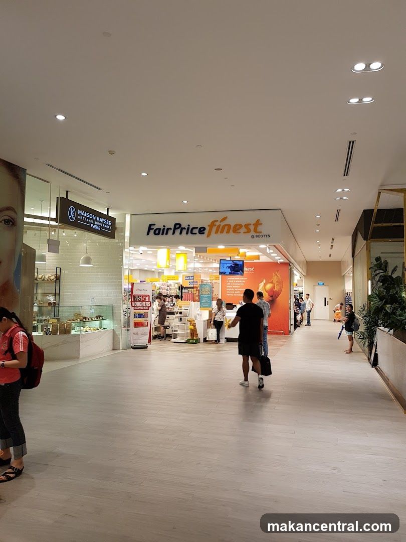 FairPrice finest @ Scotts store entrance