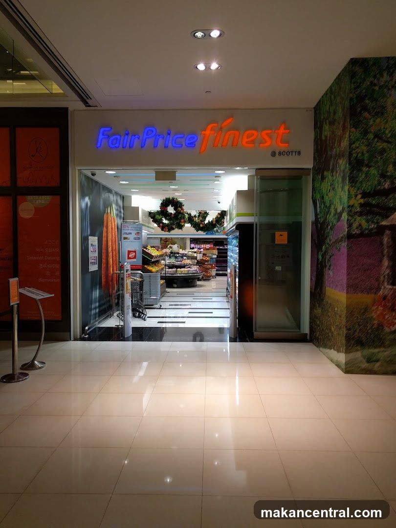 FairPrice finest @ SCOTTS entrance