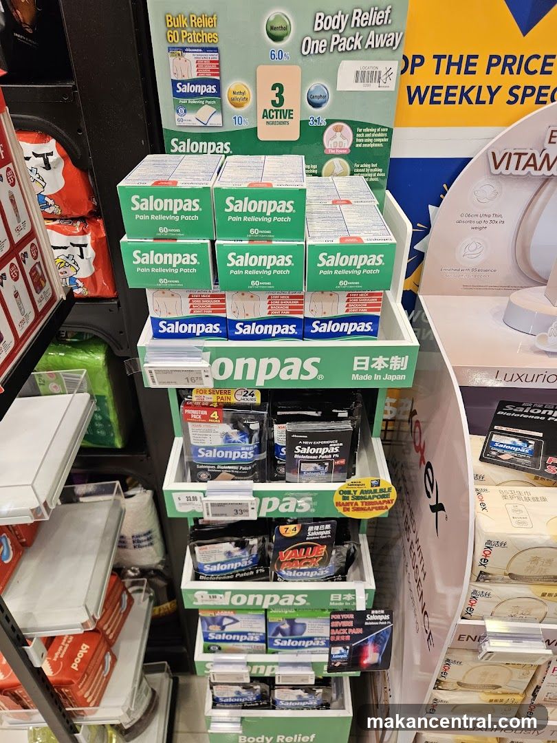 Salonpas Pain Relieving Patch Display