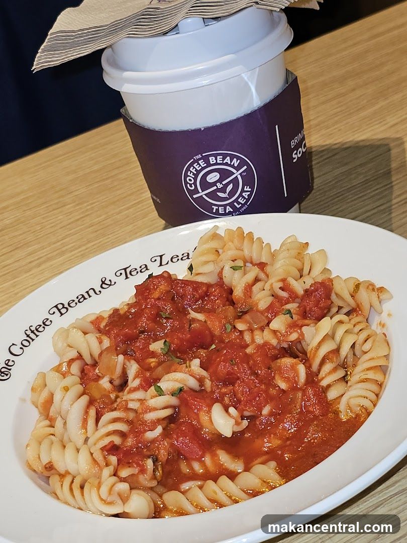 Coffee Bean & Tea Leaf Interior