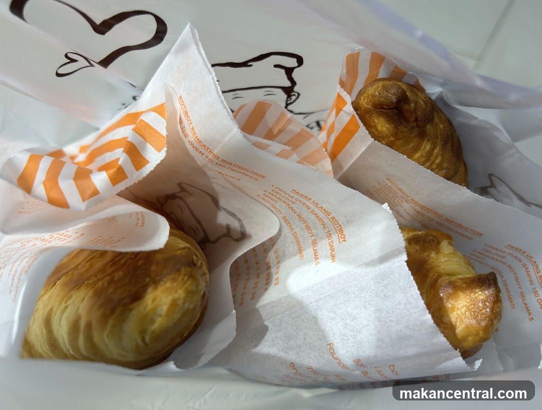 Roti Boy Pastries