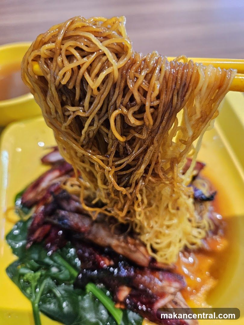 Noodles with meat and greens