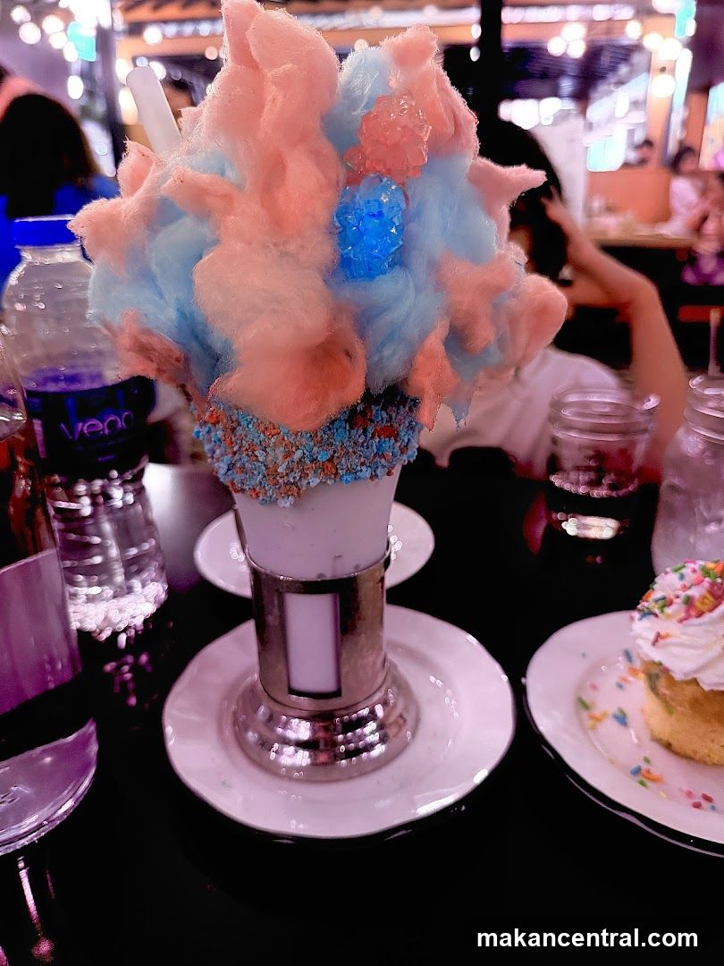 Cotton Candy Shake at Restaurant