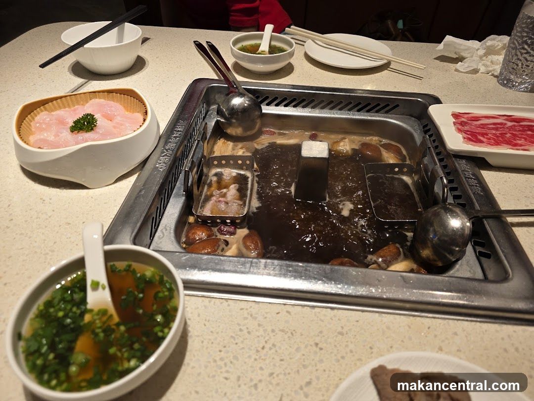 Hot Pot Dining Table