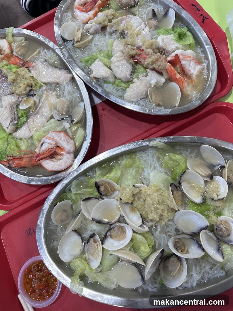 Seafood Noodles with Clams and Shrimp