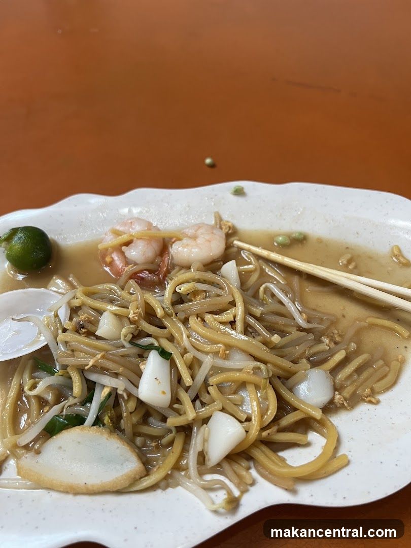 Fried Kway Teow & Fried Prawn Mee