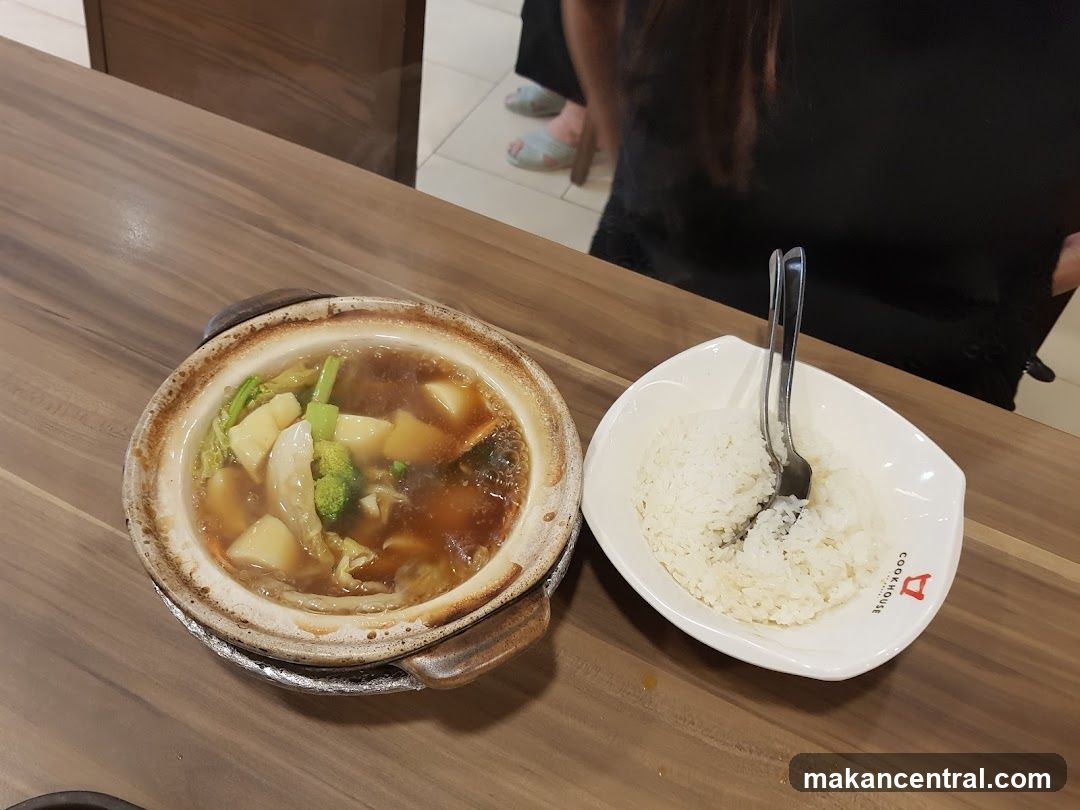 Claypot Rice (ex-Marina Food Loft)