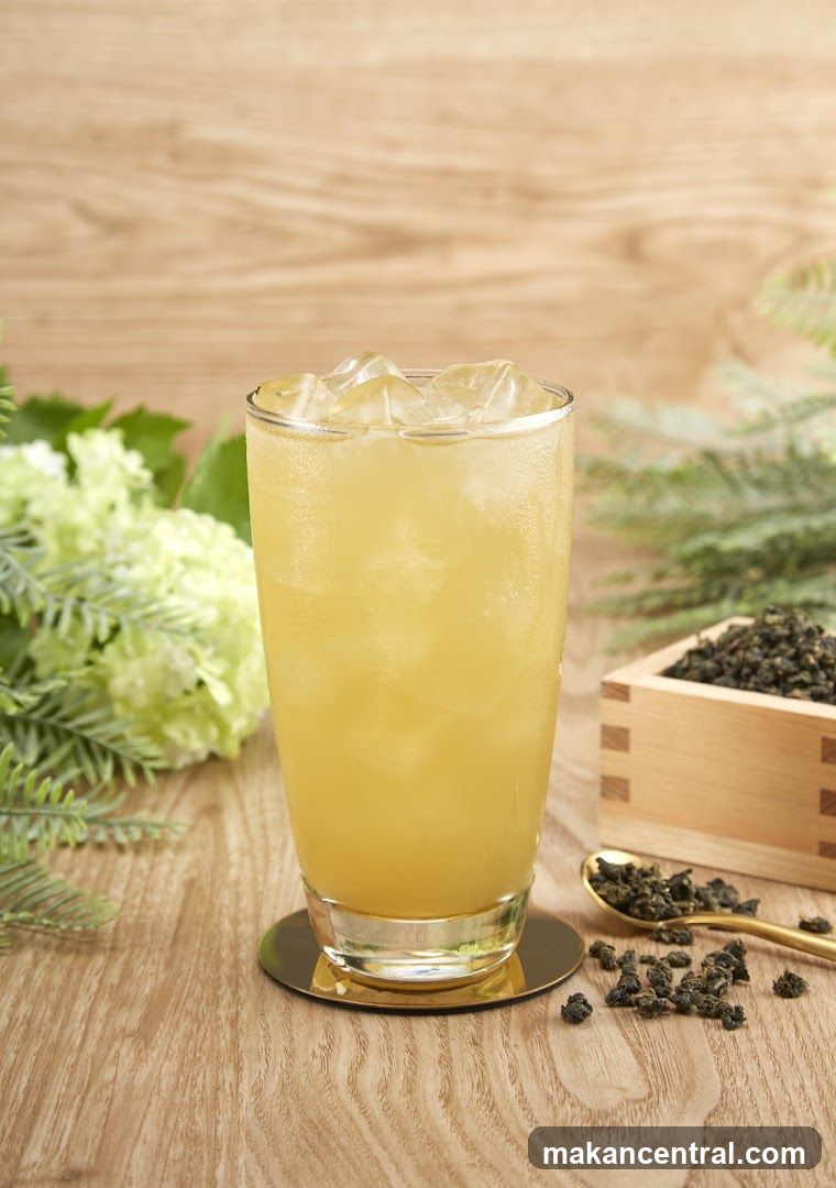 Tea beverage product shot
