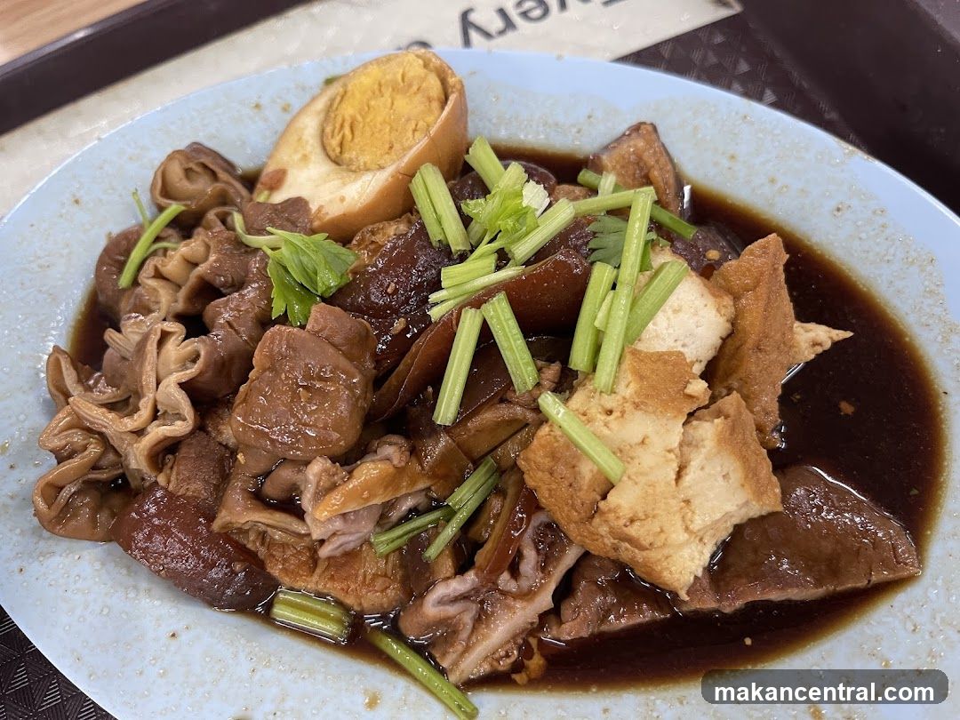 Kelantan Kway Chap • Pig's Organ Soup 吉蘭丹粿汁•猪什汤