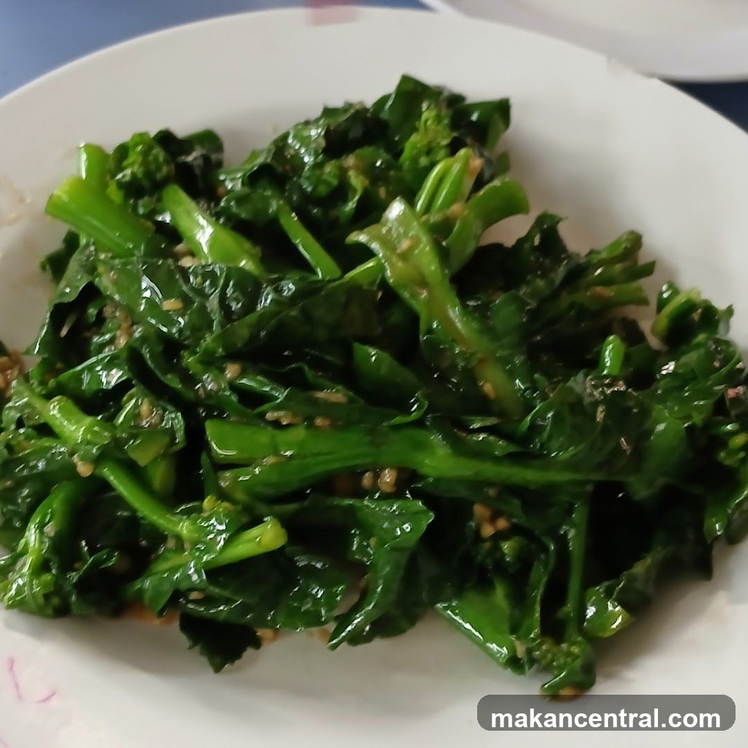 Cooked Green Vegetable Dish