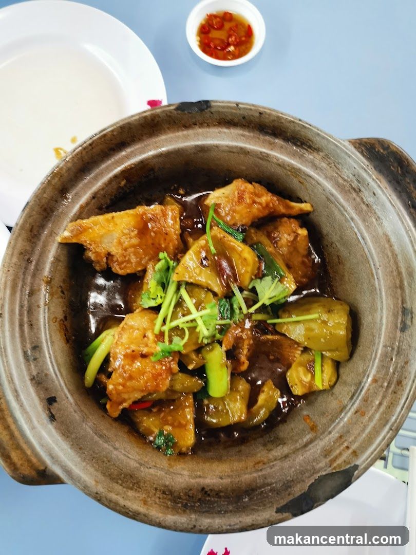 Food dish in clay pot