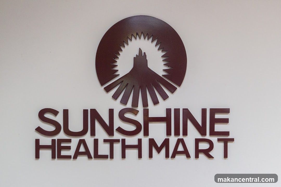 Sunshine Health Mart Logo