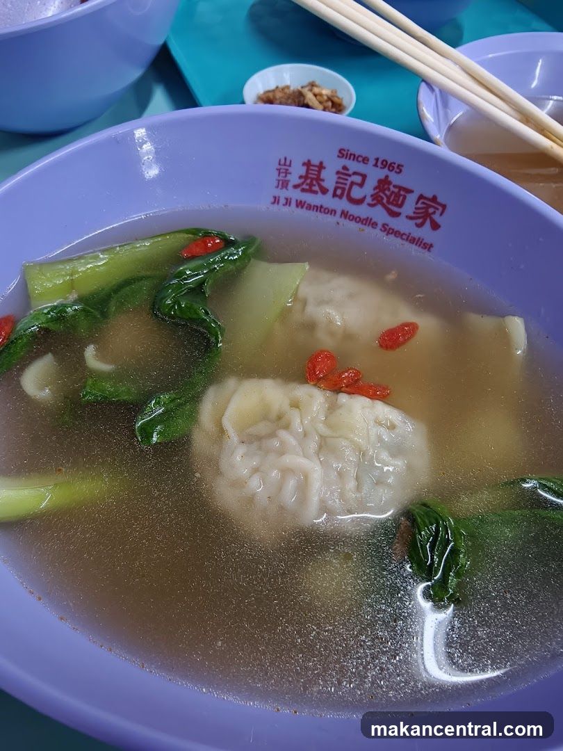 Ji Ji Wanton Noodle Specialist bowl