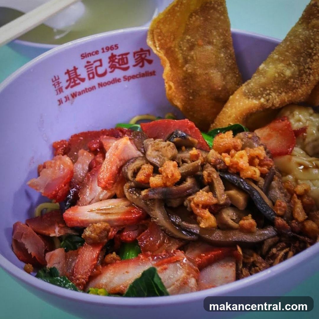 Ji Ji Wanton Noodle Specialist bowl