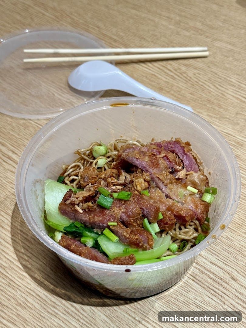 Noodle Bowl with Meat and Vegetables