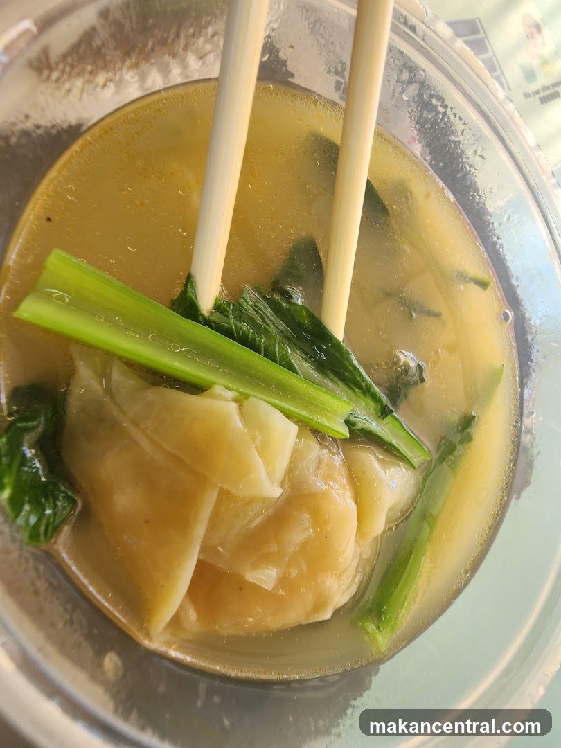 Wonton Soup in Takeaway Cup