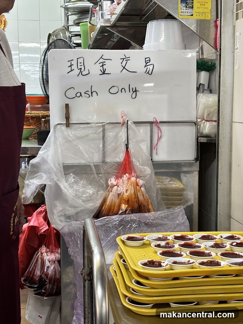 Cash Only Signage in Food Stall