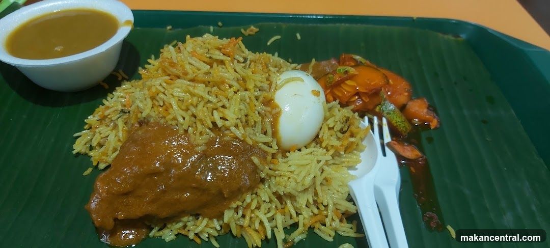 Biryani with Chicken and Egg