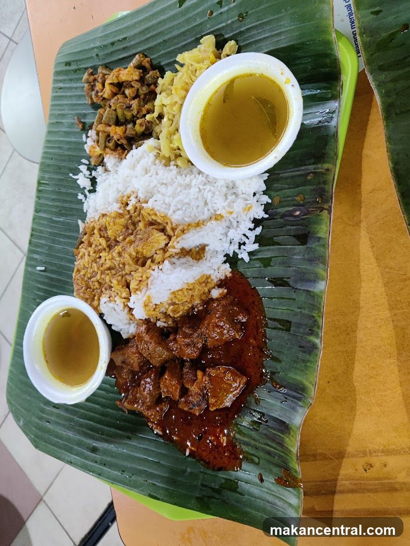 Rice dish with meat and vegetables