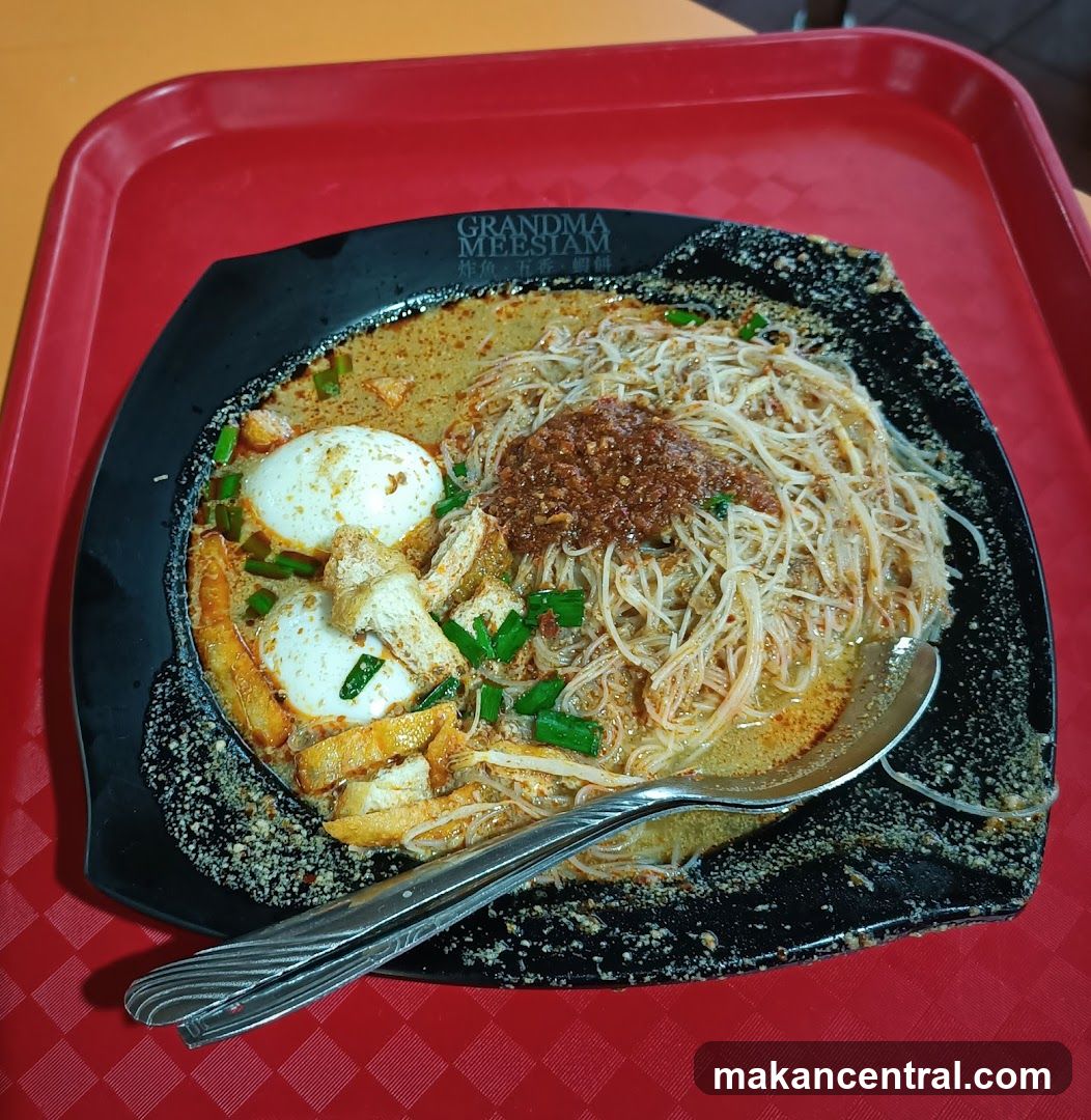 Laksa with Eggs and Tofu