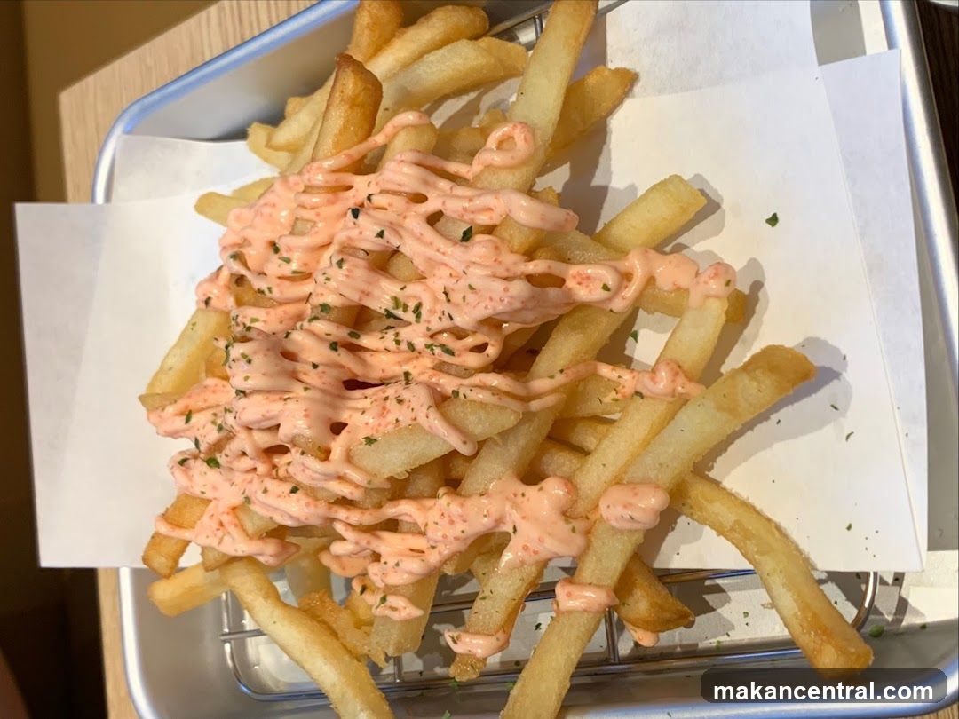 Fries with sauce