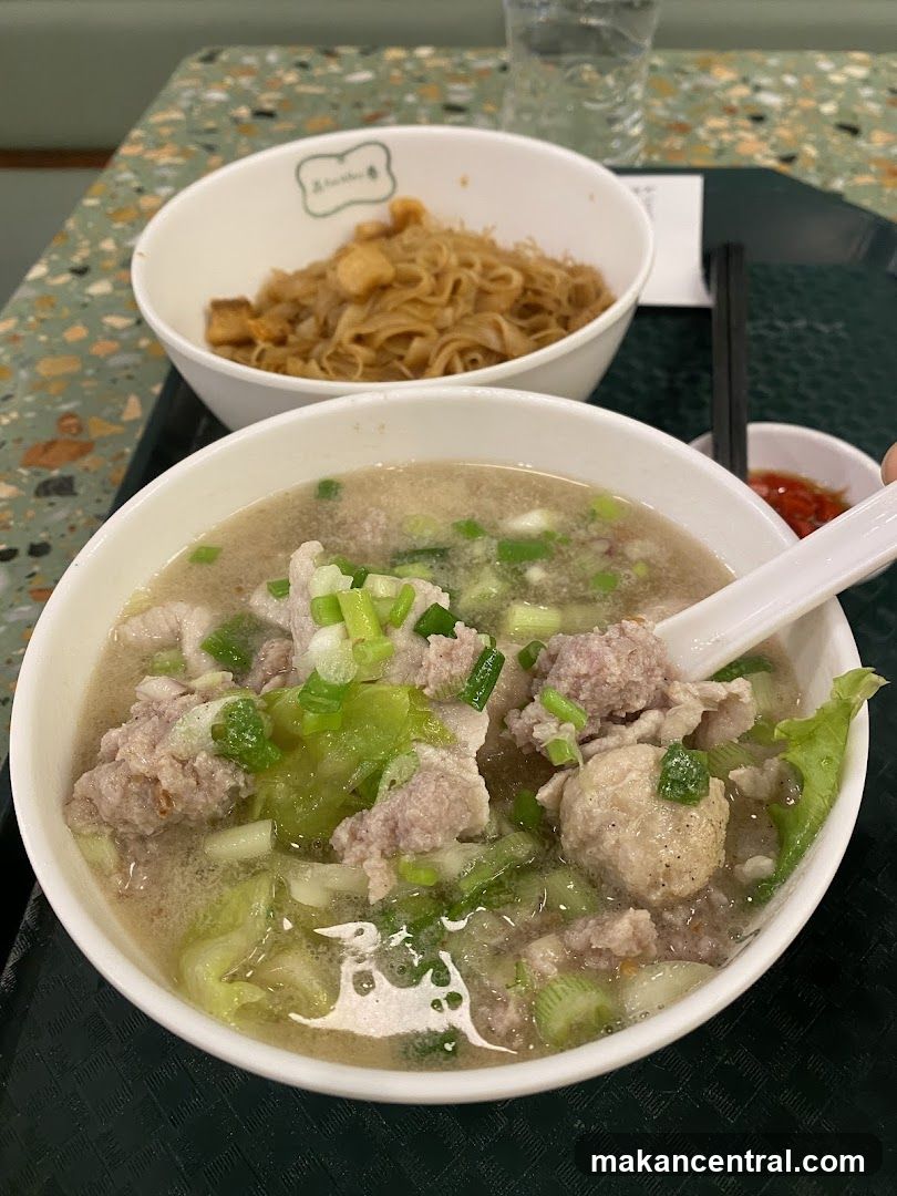 Minced Pork Soup and Noodles