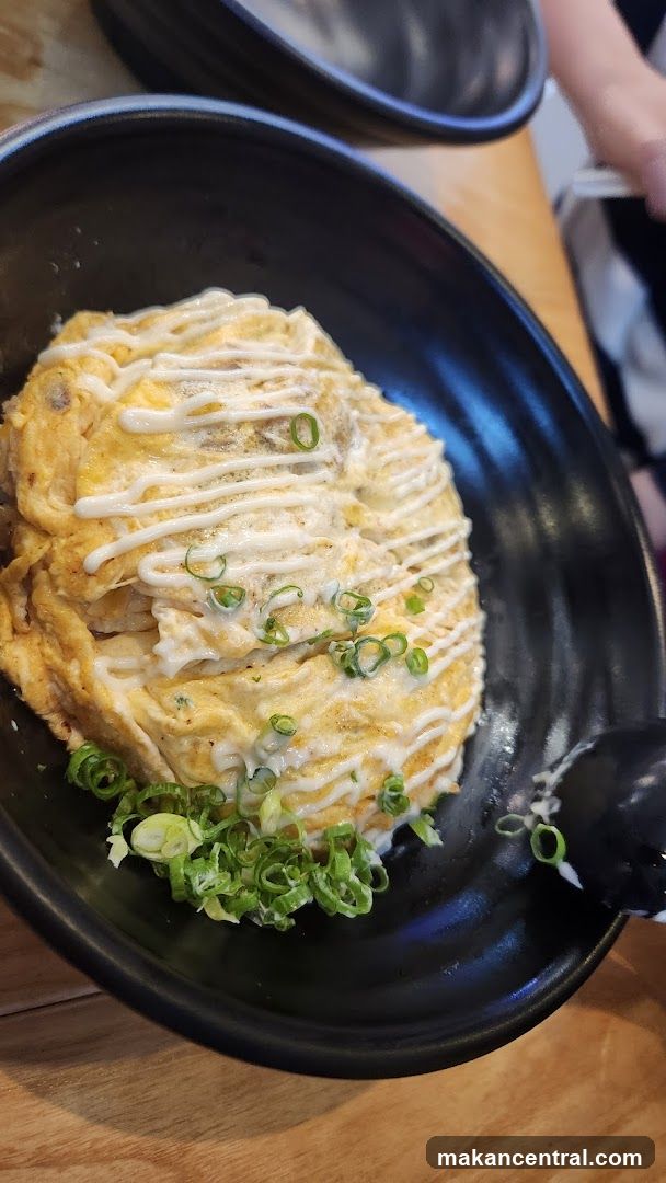 Omurice with Mayonnaise and Scallions