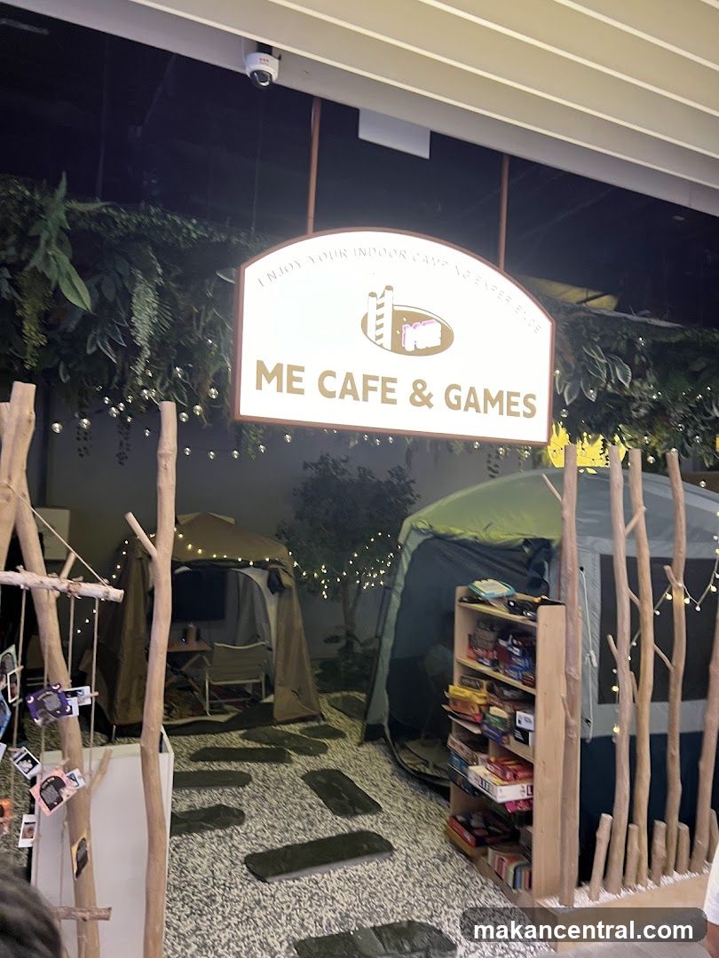 ME CAFE & GAMES