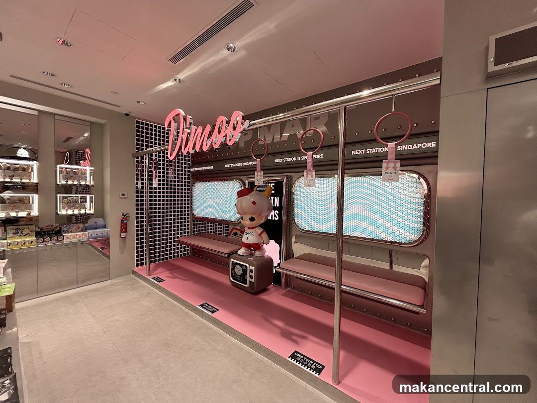 Dimoo Pop-Up Store Display