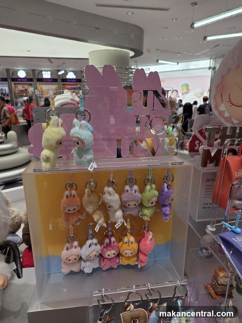 Plush Keychains Display