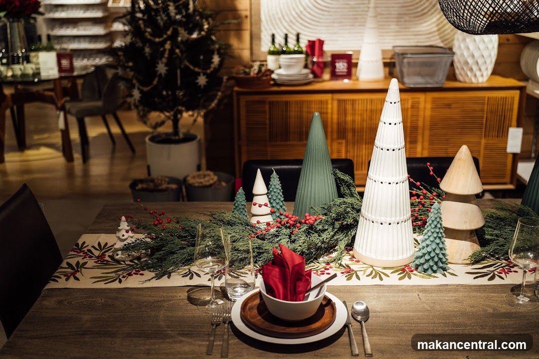 Christmas Table Setting