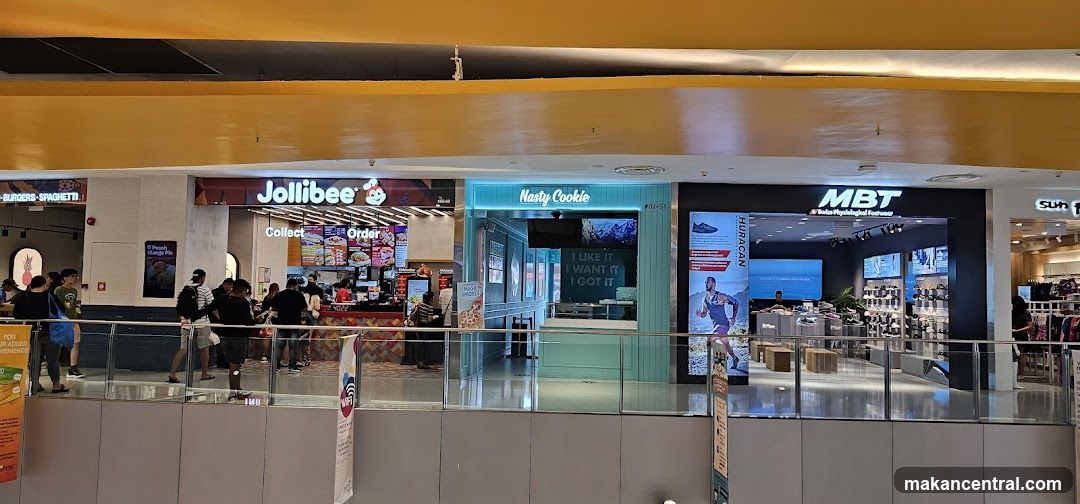 Mall storefronts