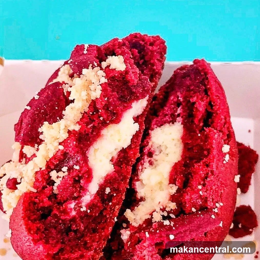 Red Velvet Cookie