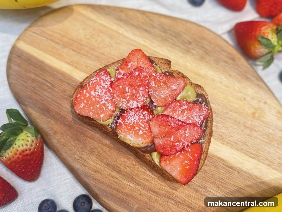 Strawberry Toast
