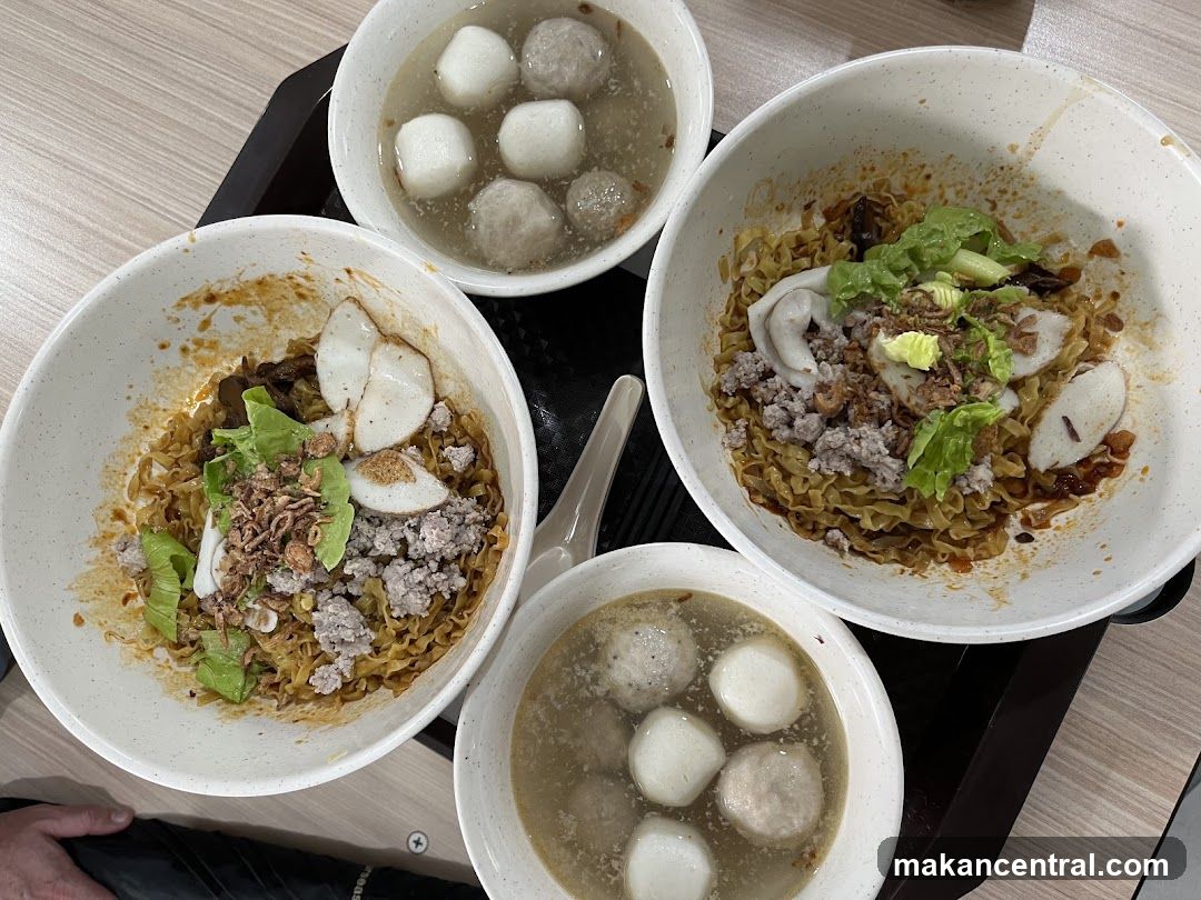 Noodles with Meatballs