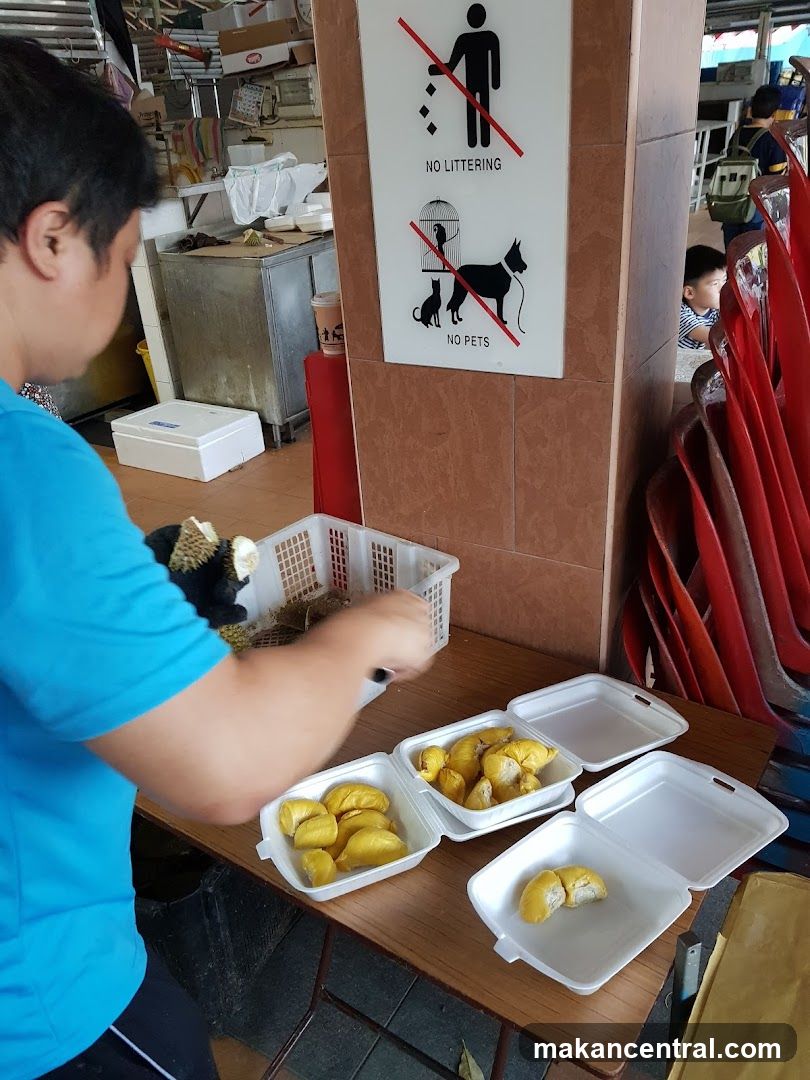 Durian being packed