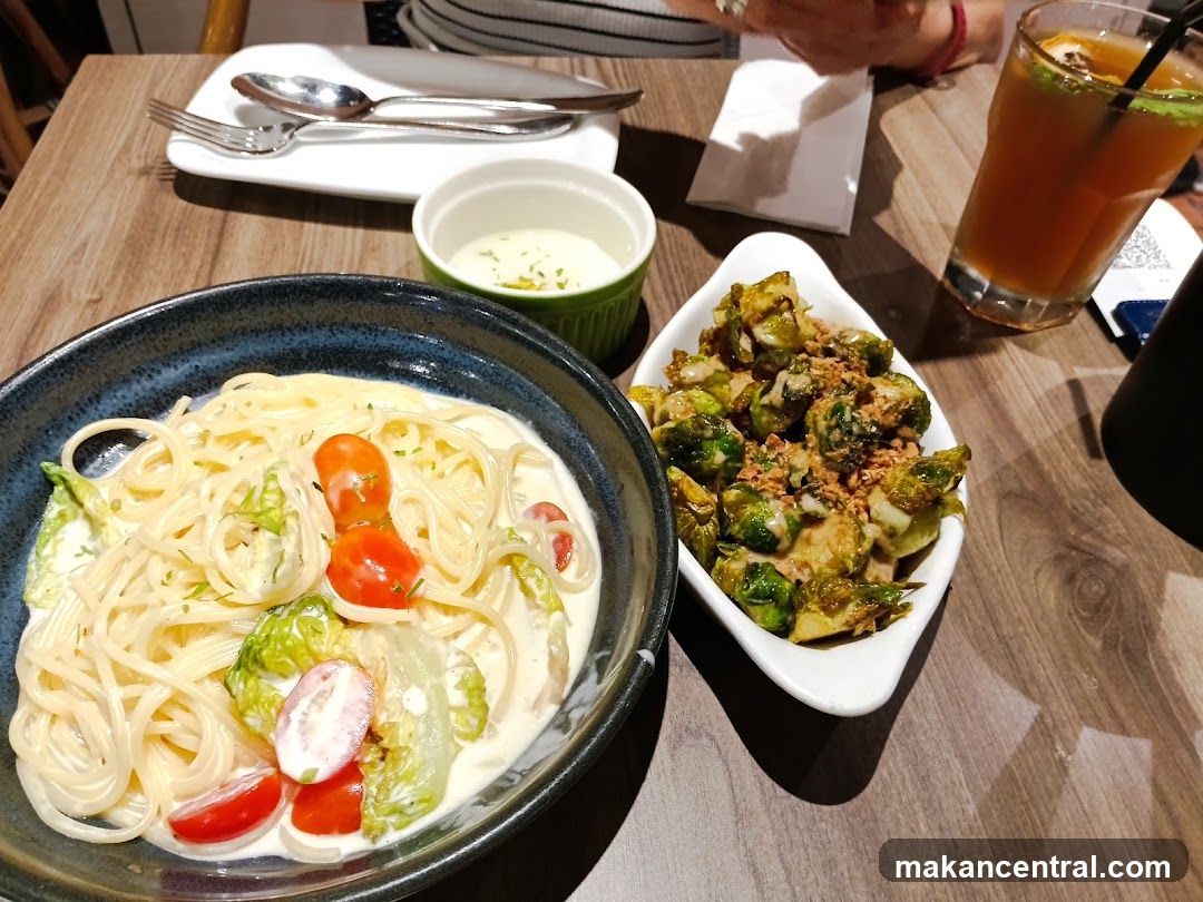 Creamy Pasta and Brussels Sprouts