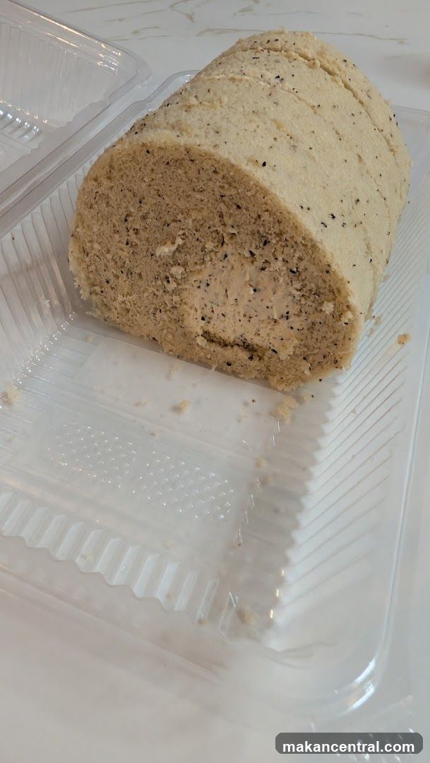 Swiss Roll Cake