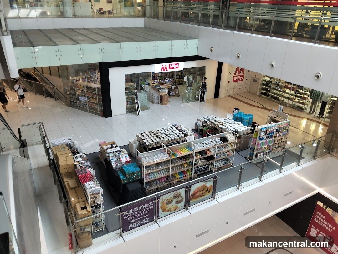 Mijyi Store and Restaurant Signage
