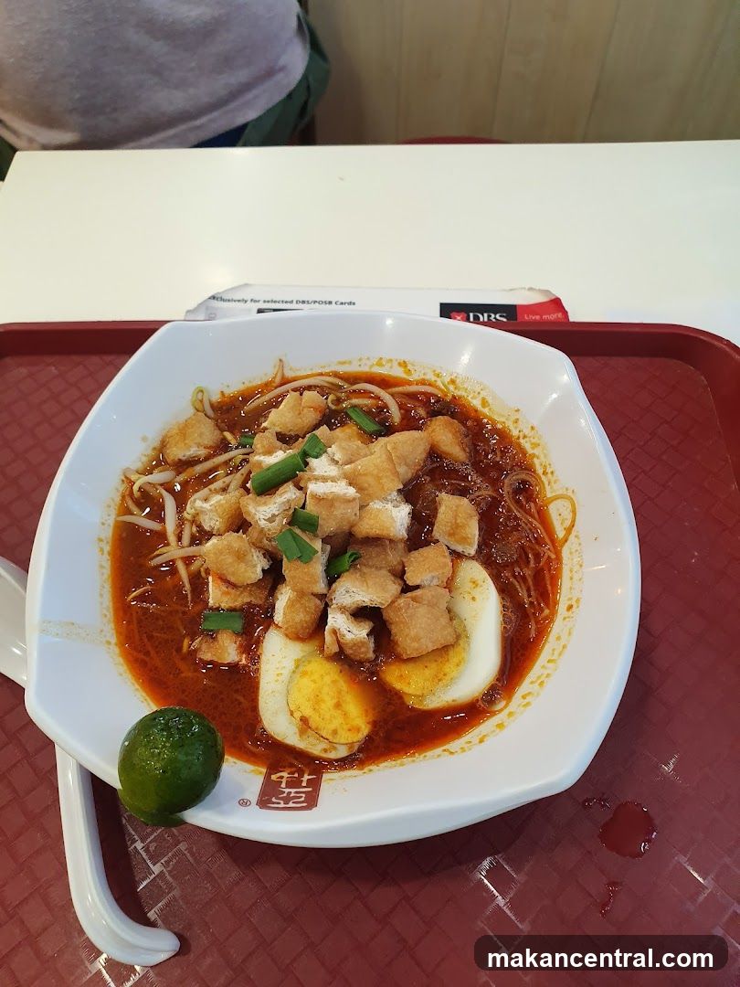 Noodle Dish with Egg and Tofu