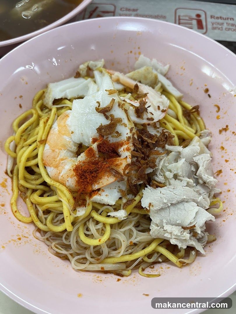 Noodles with Seafood and Meat