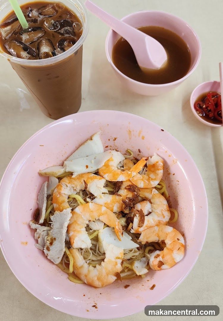 Shrimp Noodles with Drink and Soup
