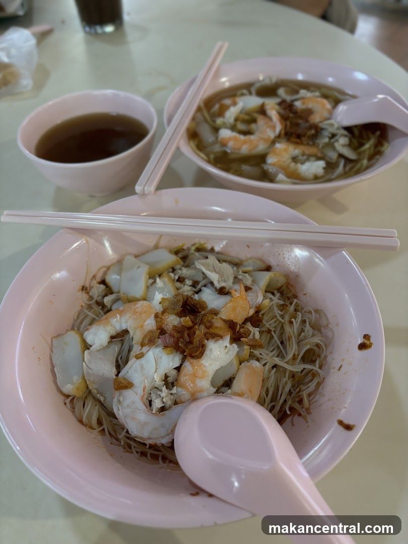 Noodles with Shrimp and Fish Cake