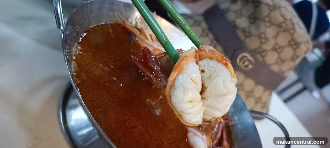 Shrimp in Broth