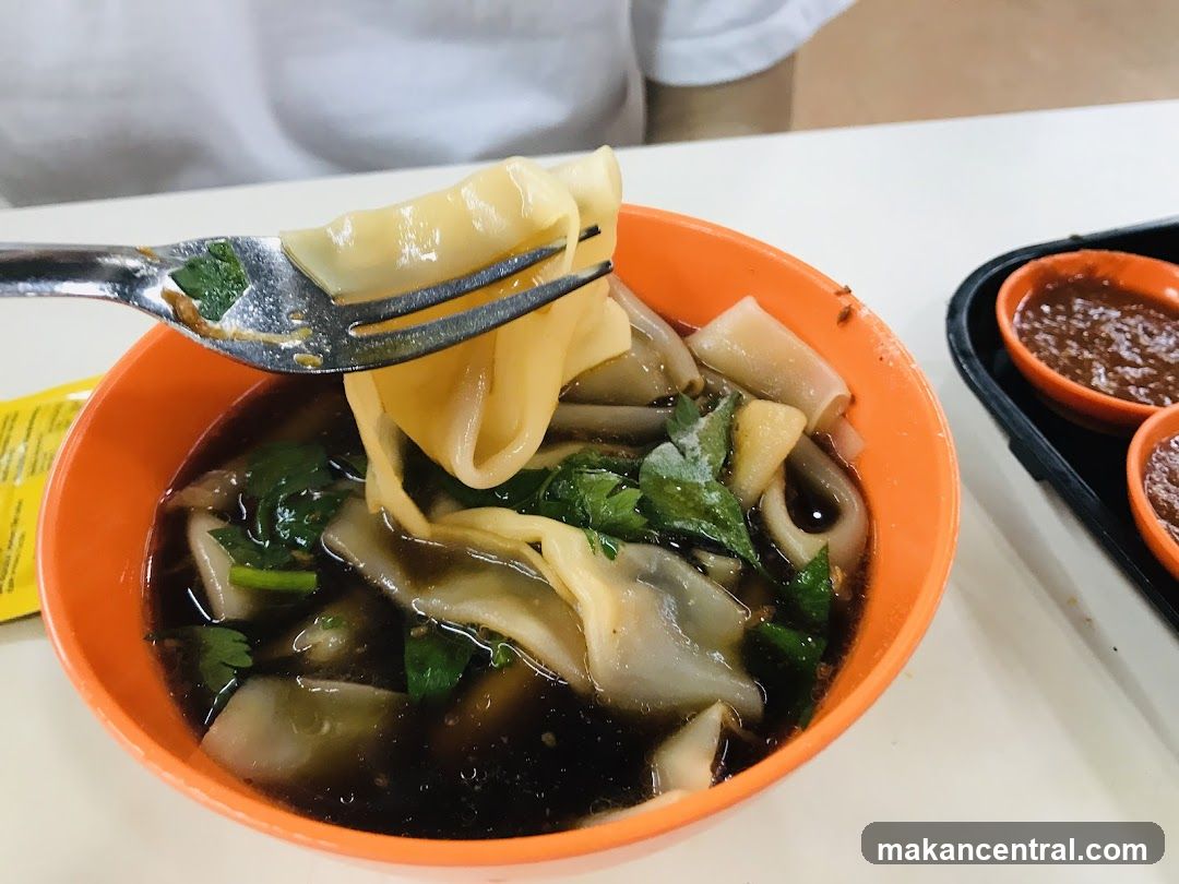 Noodle Soup with Chili Sauce
