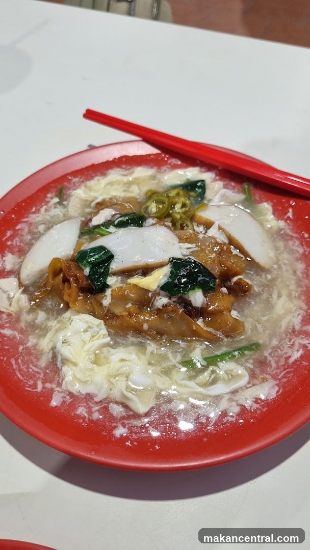 Noodle Dish with Fish Cakes and Egg