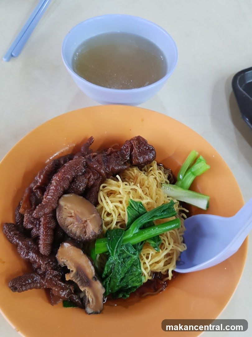 Noodles with Chicken Feet