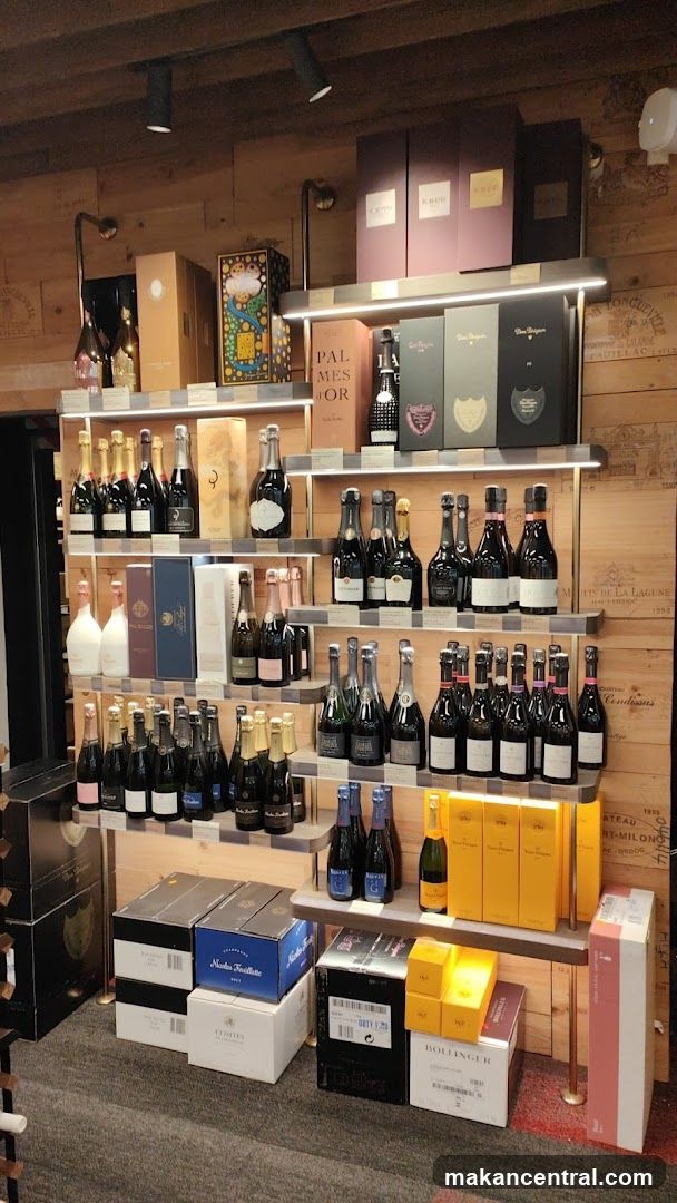Wine bottles and gift boxes on shelves