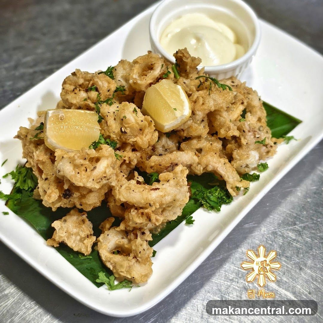 Fried Calamari with Lemon and Aioli