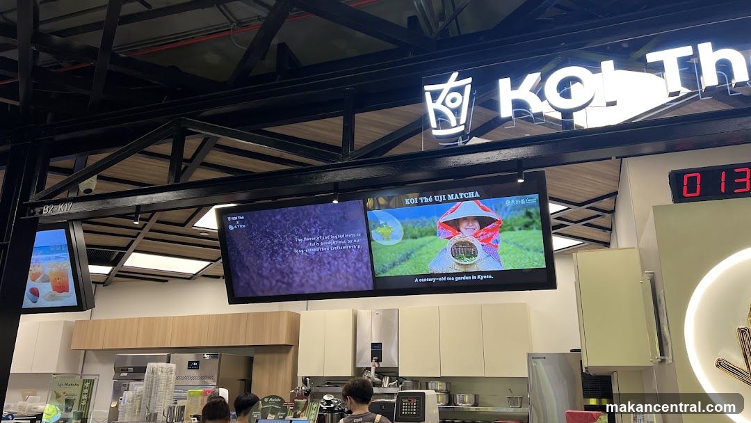 Koi Thé Uji Matcha Display